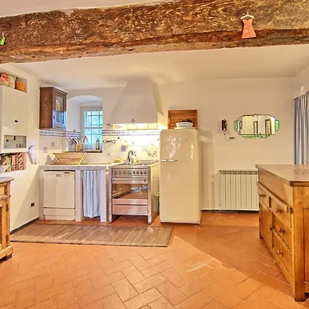Monte Marcello-zanego Sleeps 6 Wifi Bocca di Magra