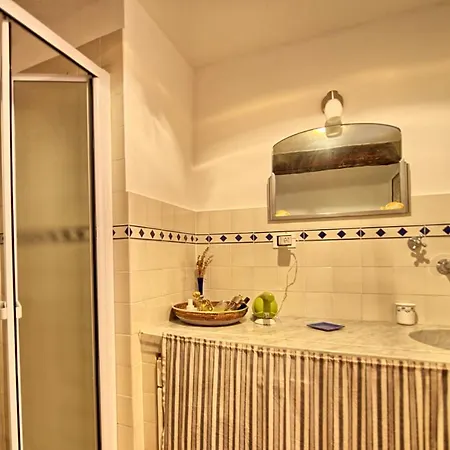 Monte Marcello-zanego Sleeps 6 Wifi דירה Bocca di Magra
