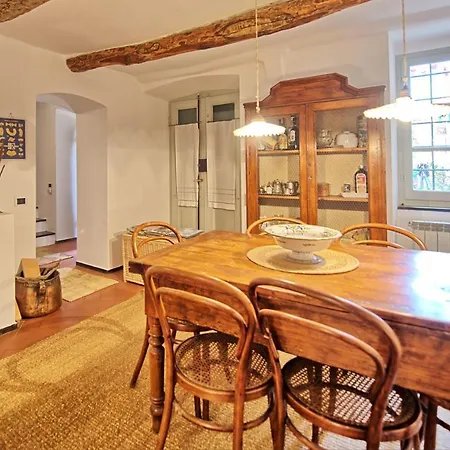 Monte Marcello-zanego Sleeps 6 Wifi